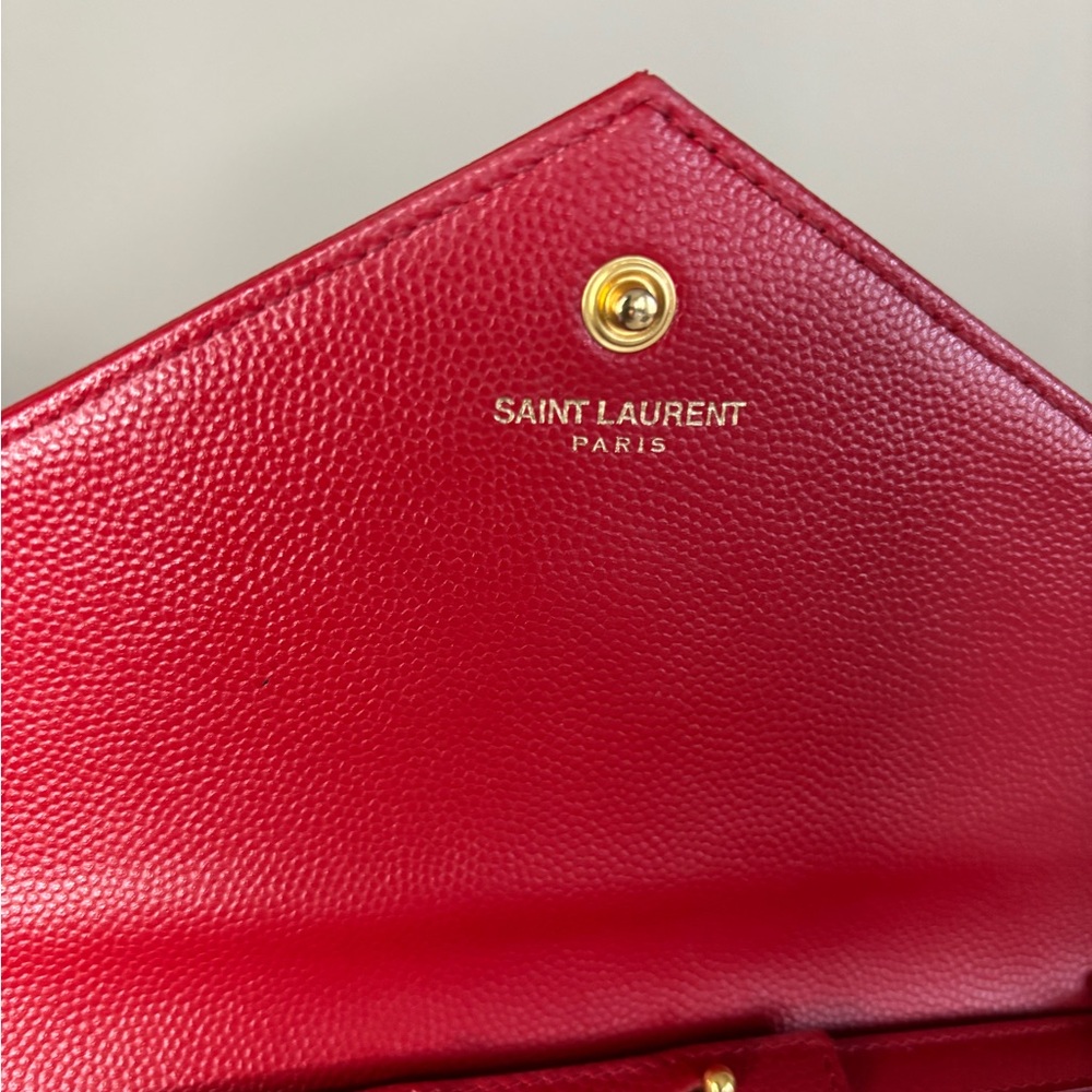 Yves Saint Laurent Red Envelope Chevron Leather Clutch - Picture 6 of 12
